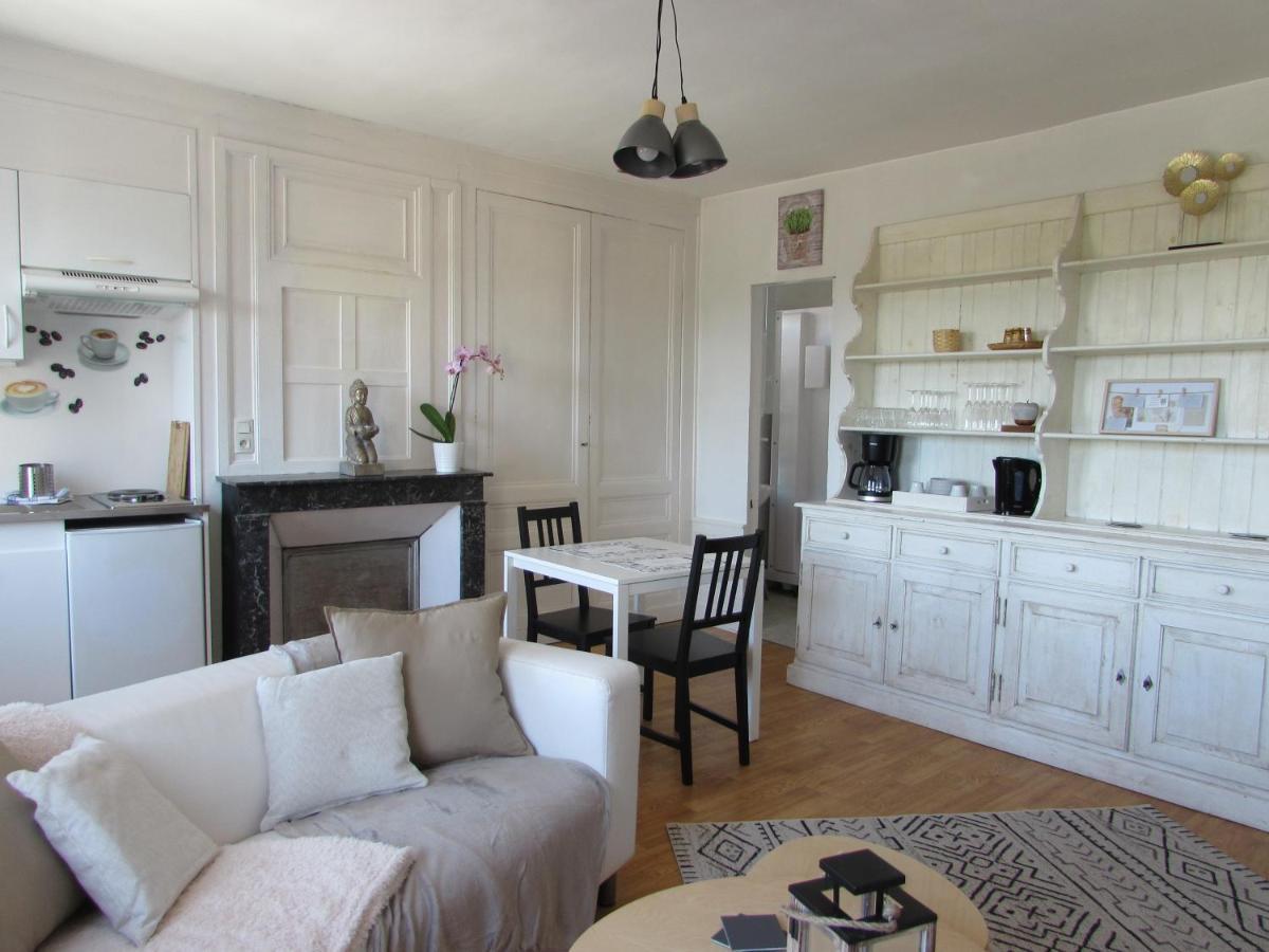 Les Gites De Claire Honfleur Exterior foto