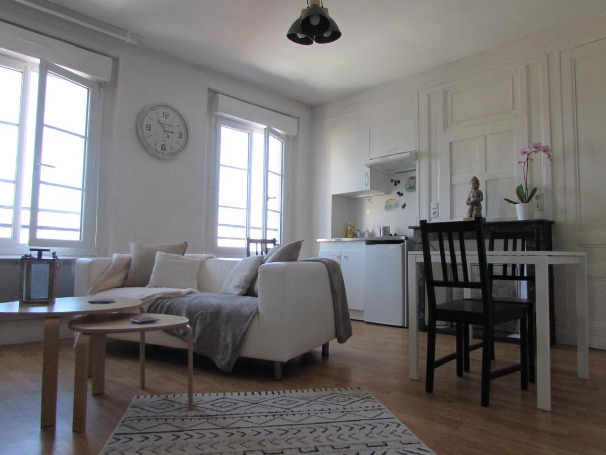 Les Gites De Claire Honfleur Exterior foto
