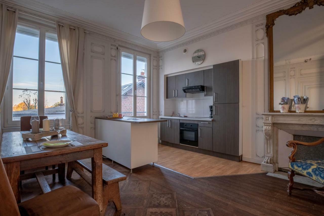 Les Gites De Claire Honfleur Exterior foto